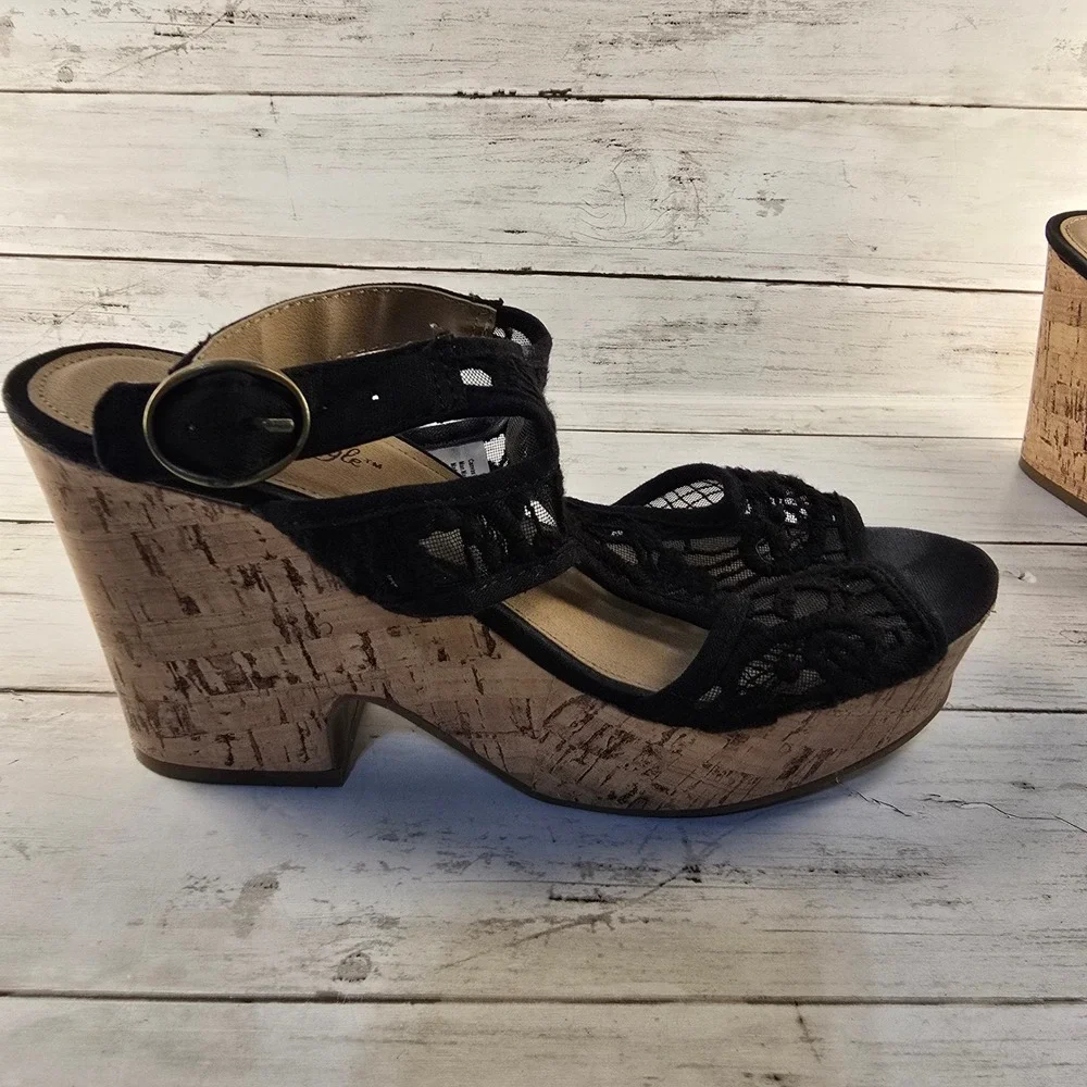 American Eagle Black Lace Cork Wedge Sandals Womens Sz 7 Platform Peep Toe Boho